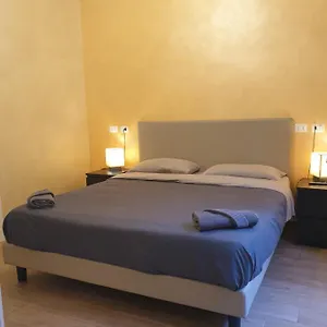 Lombardo 3*, Rome Italie