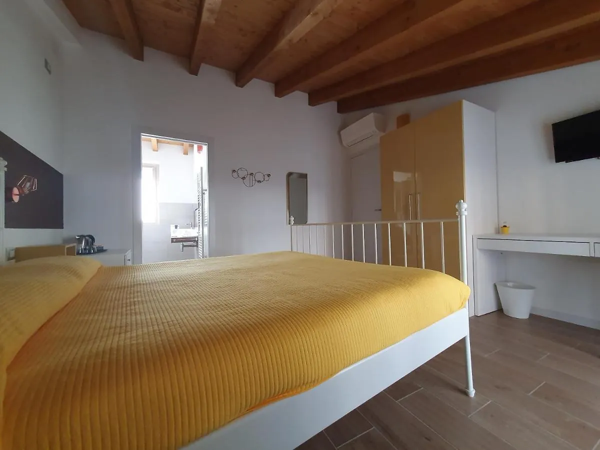 Elements B&B Azzano San Paolo